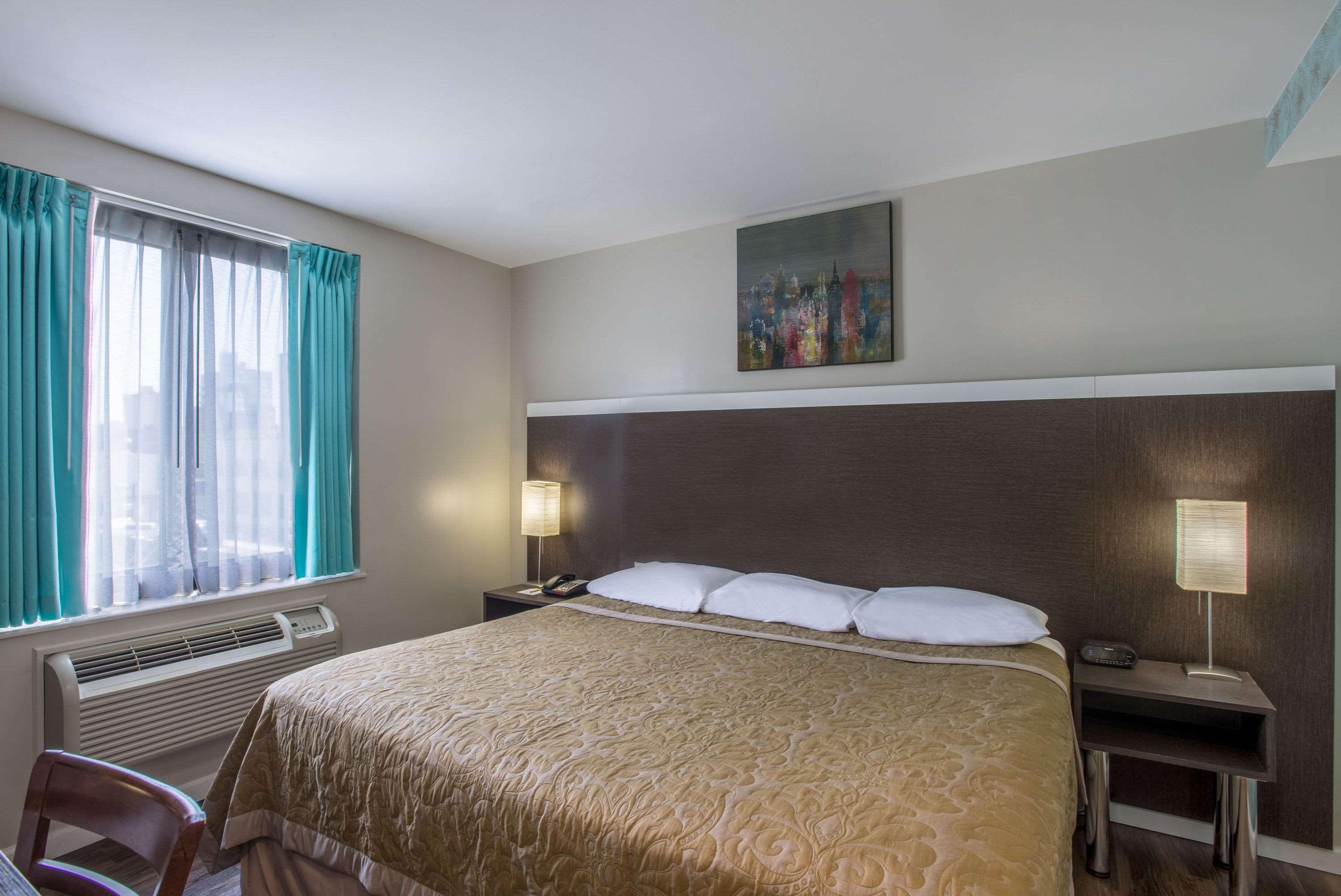 Super 8 By Wyndham Brooklyn / Park Slope Hotel New York Exterior foto